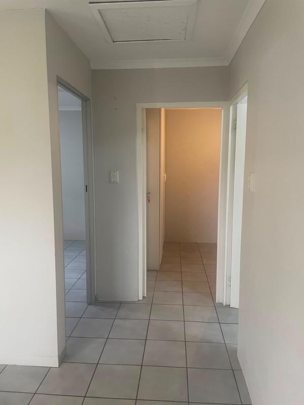 2 Bedroom Property for Sale in Woodlands KwaZulu-Natal