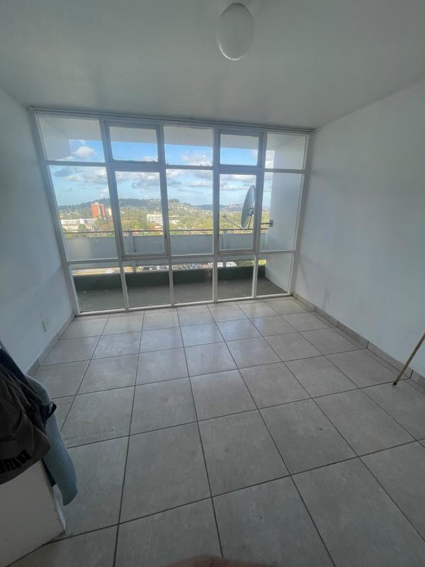 To Let 1 Bedroom Property for Rent in Pinetown KwaZulu-Natal