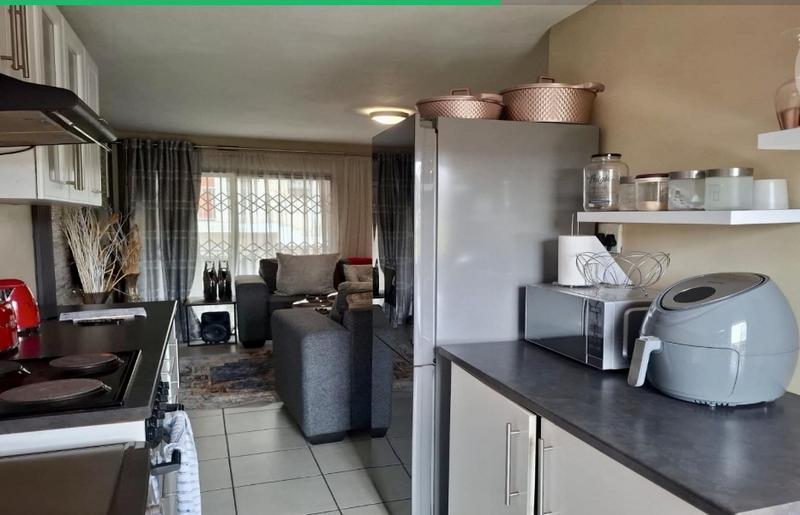 2 Bedroom Property for Sale in Newlands KwaZulu-Natal