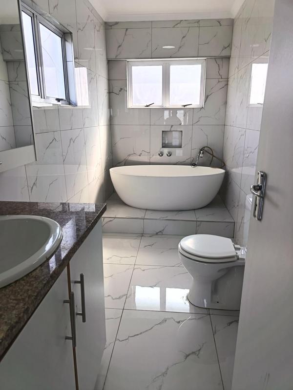 To Let 3 Bedroom Property for Rent in Riverside KwaZulu-Natal