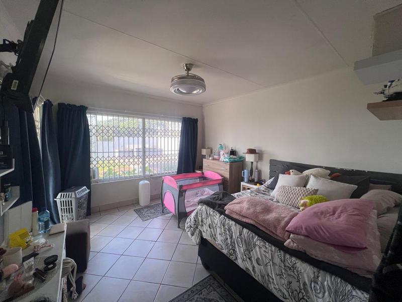 3 Bedroom Property for Sale in Manaba Beach KwaZulu-Natal