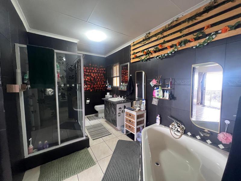 3 Bedroom Property for Sale in Manaba Beach KwaZulu-Natal