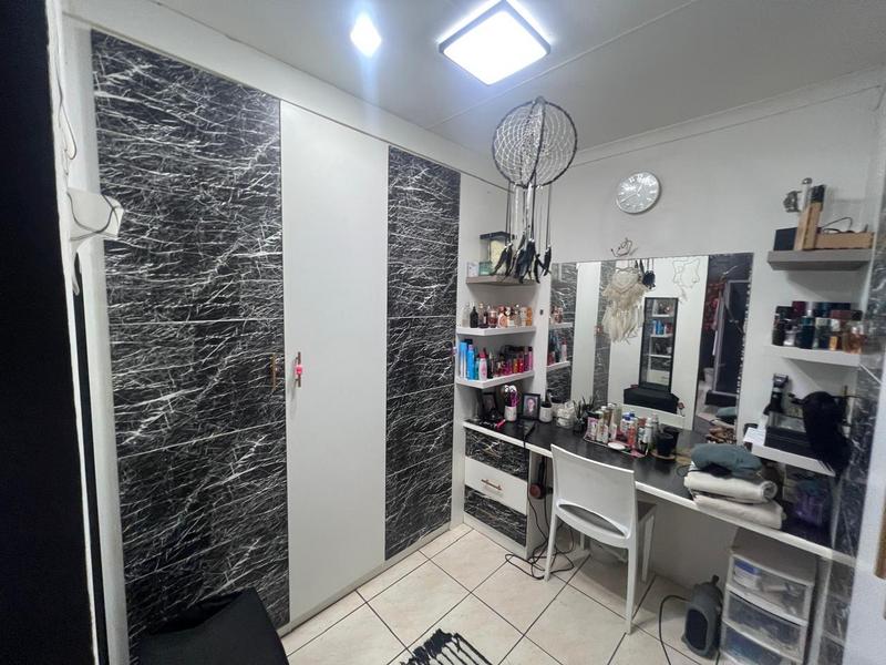 3 Bedroom Property for Sale in Manaba Beach KwaZulu-Natal