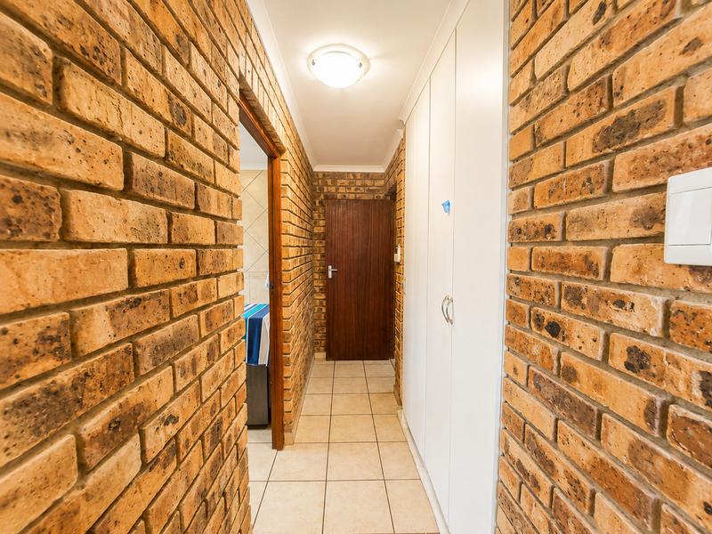 10 Bedroom Property for Sale in Manaba Beach KwaZulu-Natal