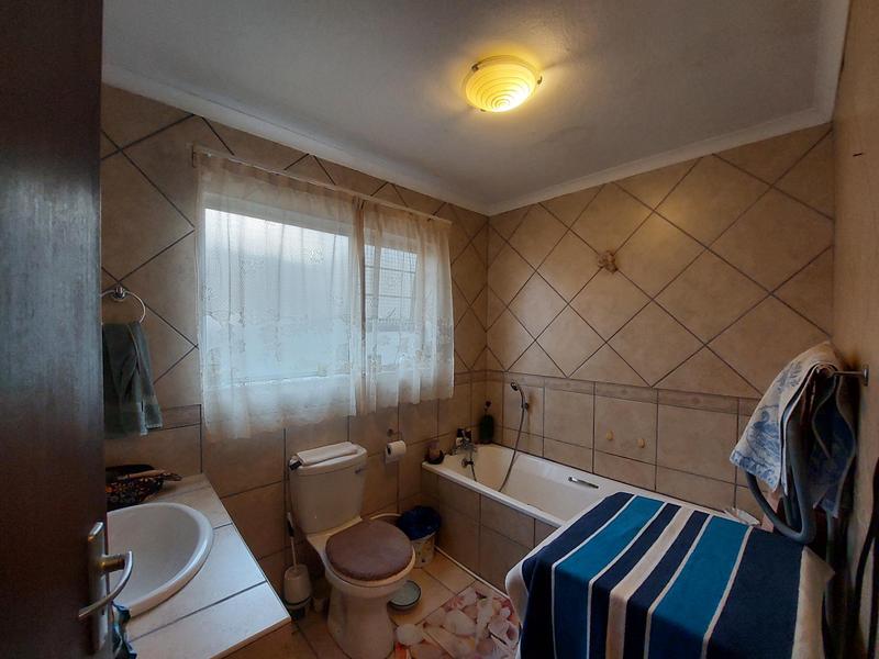 10 Bedroom Property for Sale in Manaba Beach KwaZulu-Natal