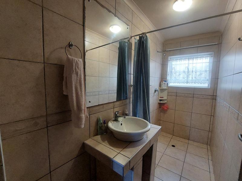 10 Bedroom Property for Sale in Manaba Beach KwaZulu-Natal