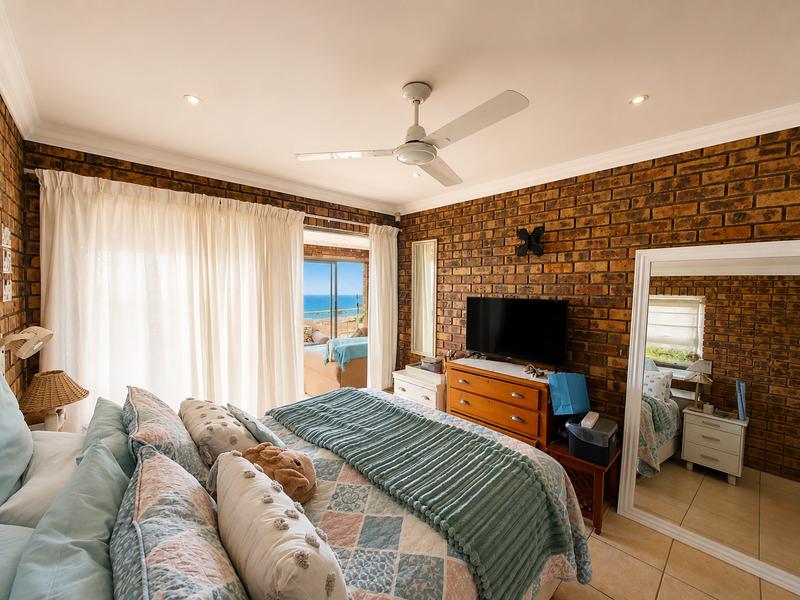 10 Bedroom Property for Sale in Manaba Beach KwaZulu-Natal