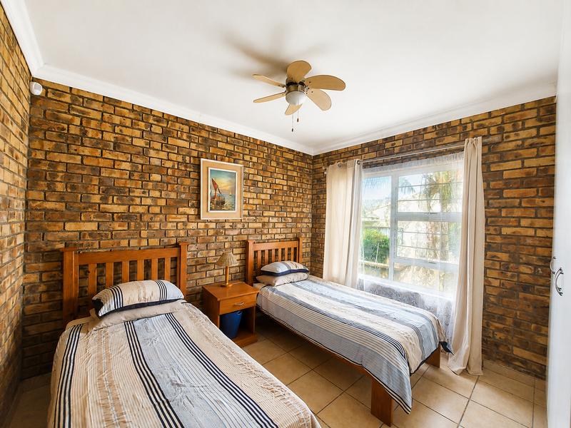 10 Bedroom Property for Sale in Manaba Beach KwaZulu-Natal
