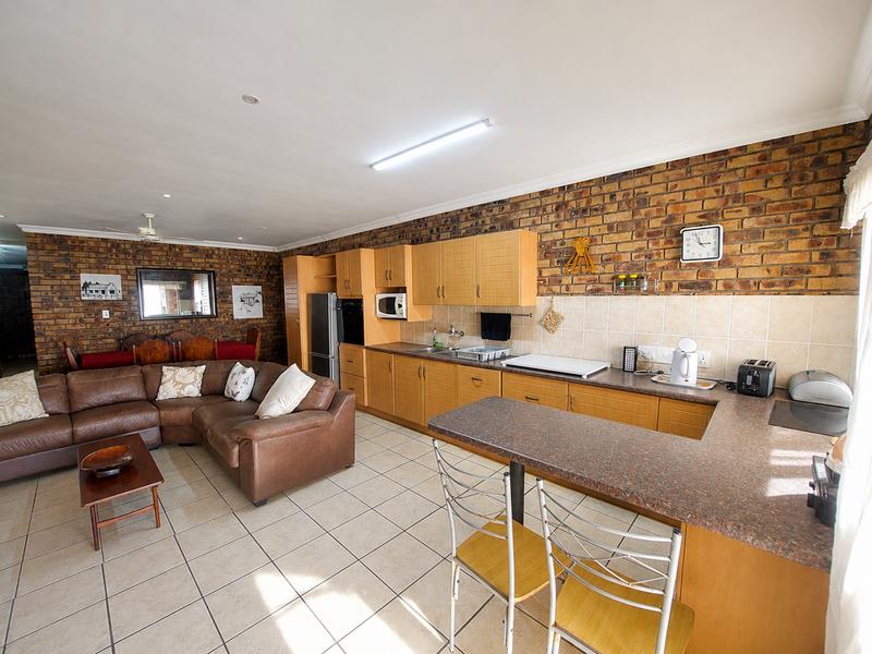 10 Bedroom Property for Sale in Manaba Beach KwaZulu-Natal