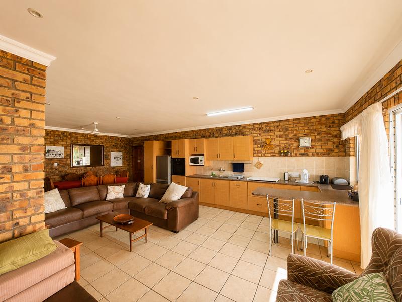 10 Bedroom Property for Sale in Manaba Beach KwaZulu-Natal