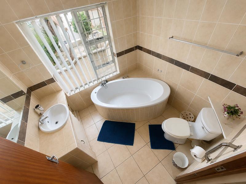 10 Bedroom Property for Sale in Manaba Beach KwaZulu-Natal
