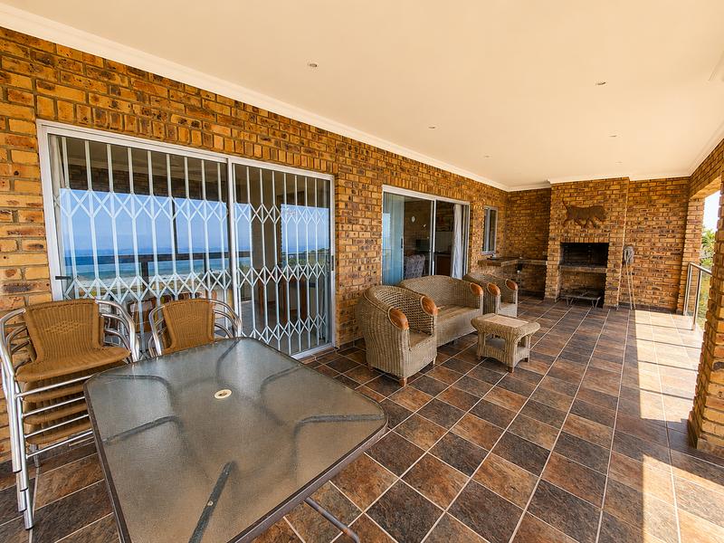 10 Bedroom Property for Sale in Manaba Beach KwaZulu-Natal