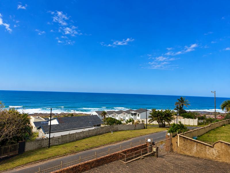 10 Bedroom Property for Sale in Manaba Beach KwaZulu-Natal