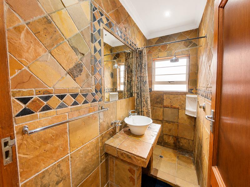 10 Bedroom Property for Sale in Manaba Beach KwaZulu-Natal