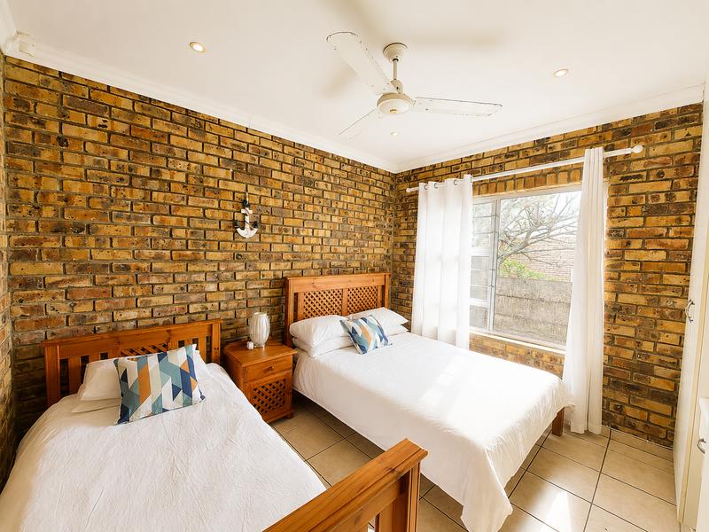 10 Bedroom Property for Sale in Manaba Beach KwaZulu-Natal