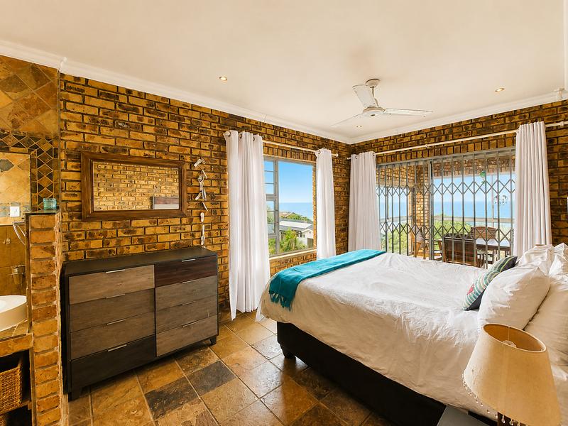 10 Bedroom Property for Sale in Manaba Beach KwaZulu-Natal