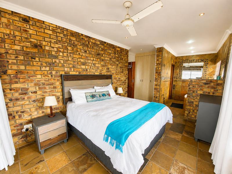 10 Bedroom Property for Sale in Manaba Beach KwaZulu-Natal