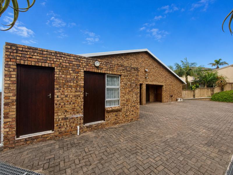 10 Bedroom Property for Sale in Manaba Beach KwaZulu-Natal
