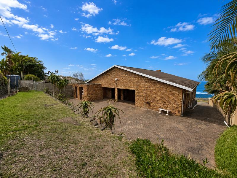 10 Bedroom Property for Sale in Manaba Beach KwaZulu-Natal