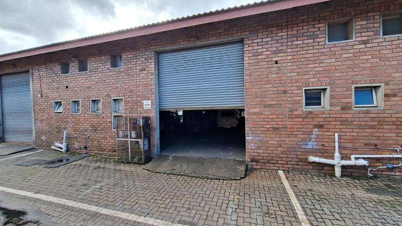 To Let Commercial Property for Rent in Alton KwaZulu-Natal