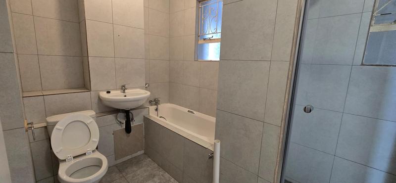 1 Bedroom Property for Sale in North Beach KwaZulu-Natal