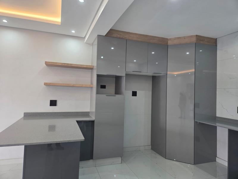 To Let 2 Bedroom Property for Rent in Umhlanga KwaZulu-Natal