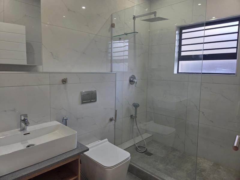 To Let 2 Bedroom Property for Rent in Umhlanga KwaZulu-Natal