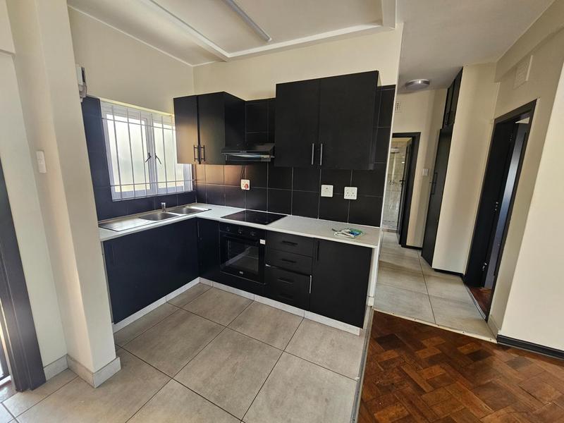 2 Bedroom Property for Sale in Essenwood KwaZulu-Natal