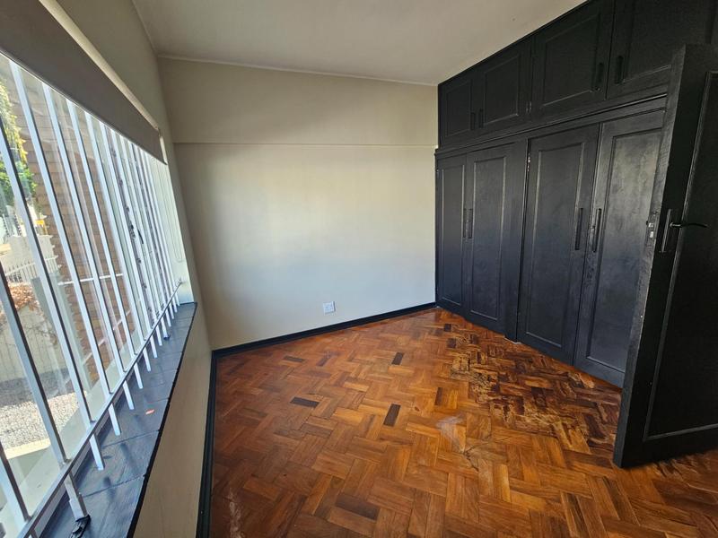 2 Bedroom Property for Sale in Essenwood KwaZulu-Natal
