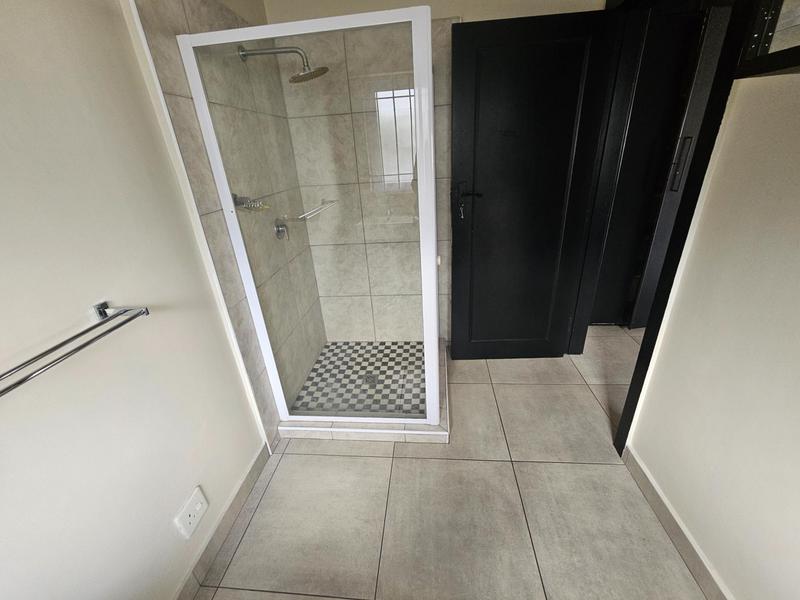 2 Bedroom Property for Sale in Essenwood KwaZulu-Natal