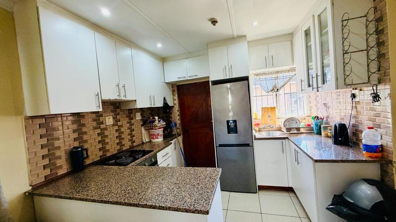 3 Bedroom Property for Sale in Phoenix KwaZulu-Natal