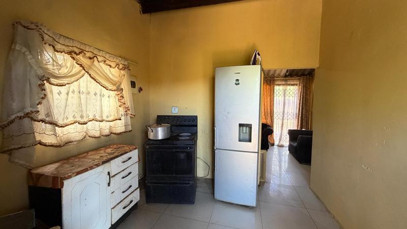 4 Bedroom Property for Sale in Kwamashu KwaZulu-Natal