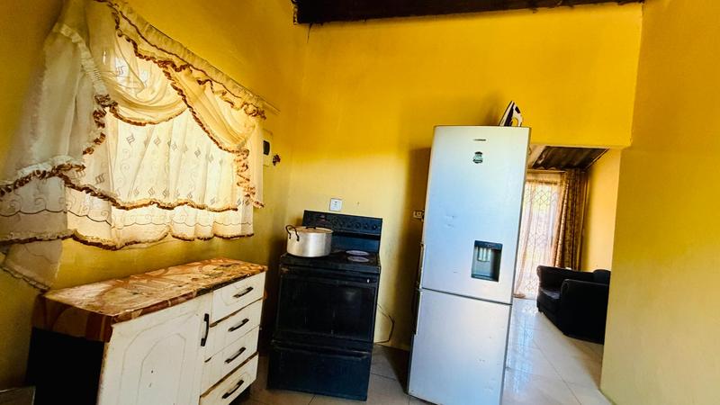 4 Bedroom Property for Sale in Kwamashu KwaZulu-Natal