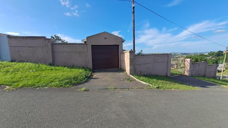 To Let 2 Bedroom Property for Rent in Umlazi KwaZulu-Natal