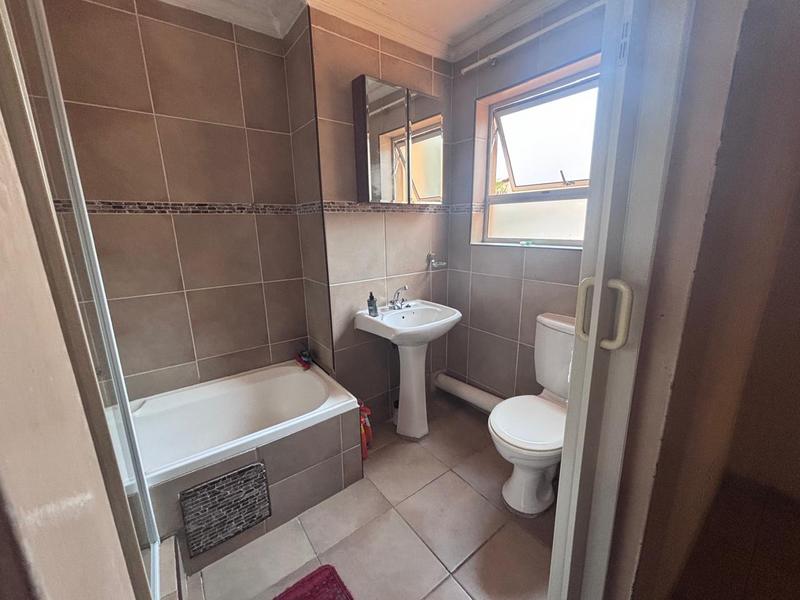 To Let 1 Bedroom Property for Rent in Meer En See KwaZulu-Natal