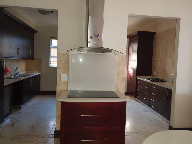 5 Bedroom Property for Sale in Umhlanga Ridge KwaZulu-Natal
