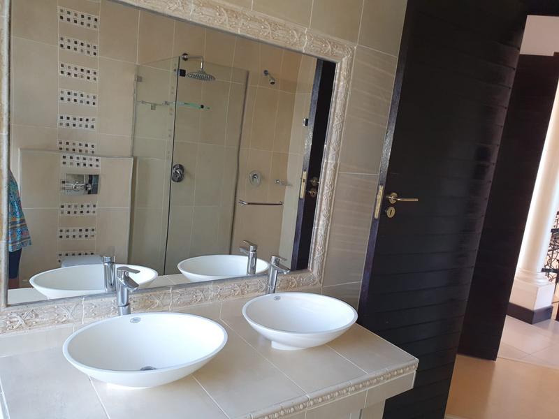 5 Bedroom Property for Sale in Umhlanga Ridge KwaZulu-Natal