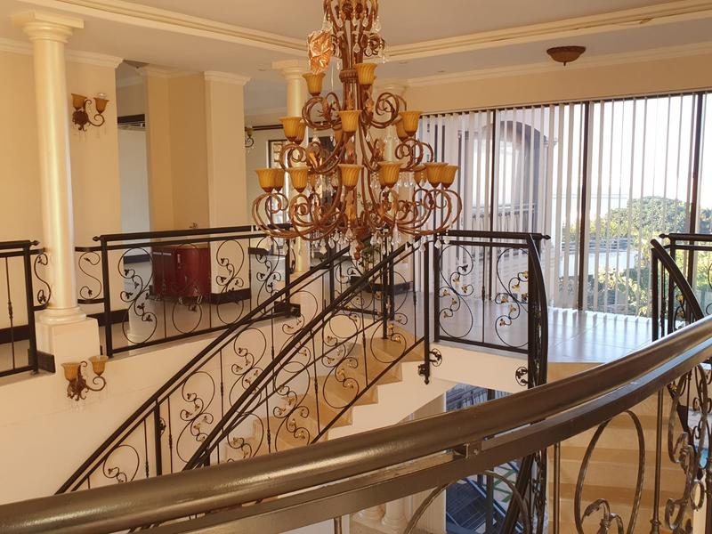 5 Bedroom Property for Sale in Umhlanga Ridge KwaZulu-Natal