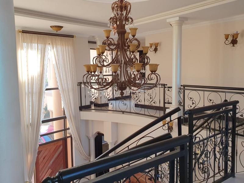 5 Bedroom Property for Sale in Umhlanga Ridge KwaZulu-Natal