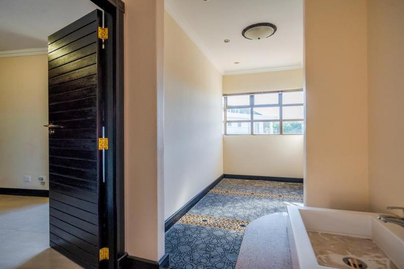 5 Bedroom Property for Sale in Umhlanga Ridge KwaZulu-Natal