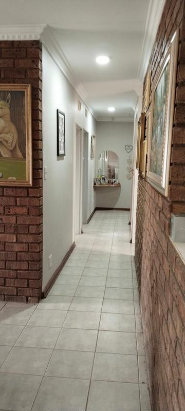 4 Bedroom Property for Sale in Northdene KwaZulu-Natal