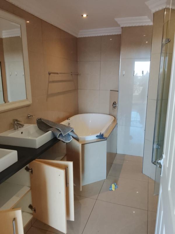 2 Bedroom Property for Sale in Point Waterfront KwaZulu-Natal