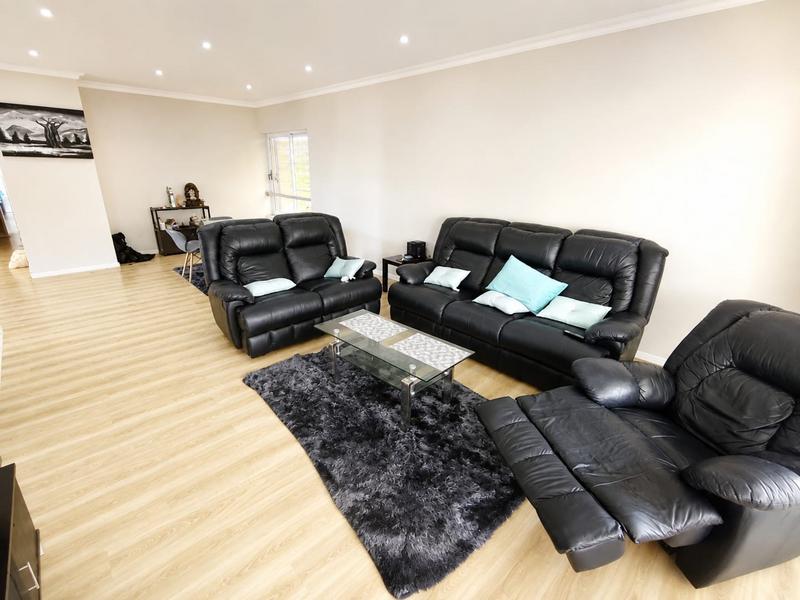 2 Bedroom Property for Sale in New Town Centre KwaZulu-Natal