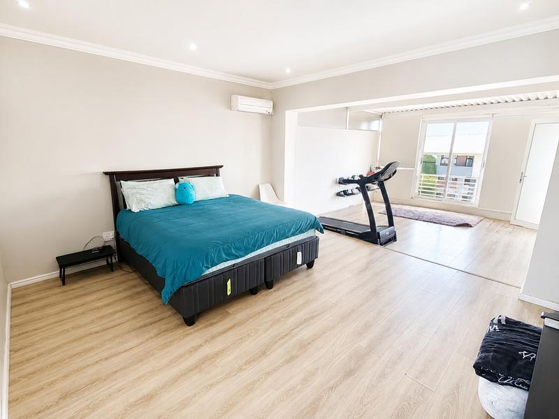 2 Bedroom Property for Sale in New Town Centre KwaZulu-Natal
