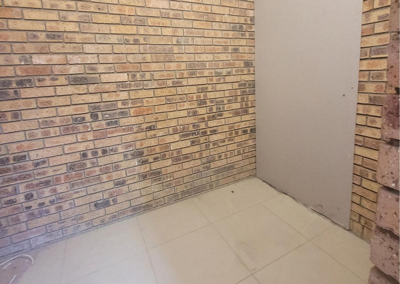 To Let Commercial Property for Rent in Verulam KwaZulu-Natal
