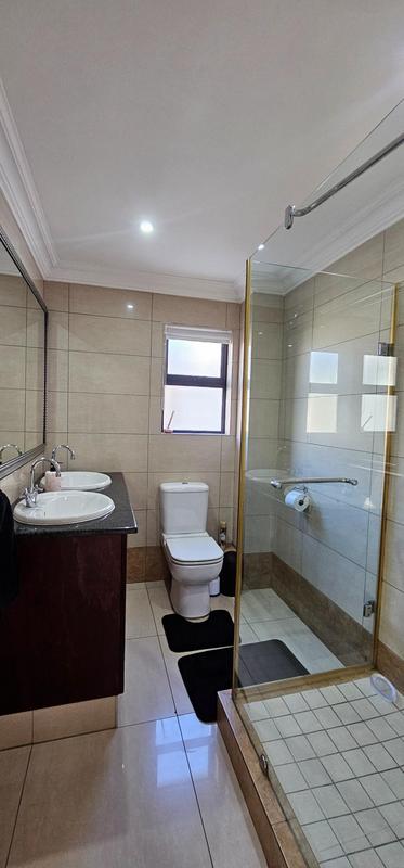 To Let 4 Bedroom Property for Rent in Point Waterfront KwaZulu-Natal
