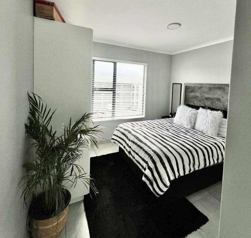 To Let 2 Bedroom Property for Rent in Hayfields KwaZulu-Natal