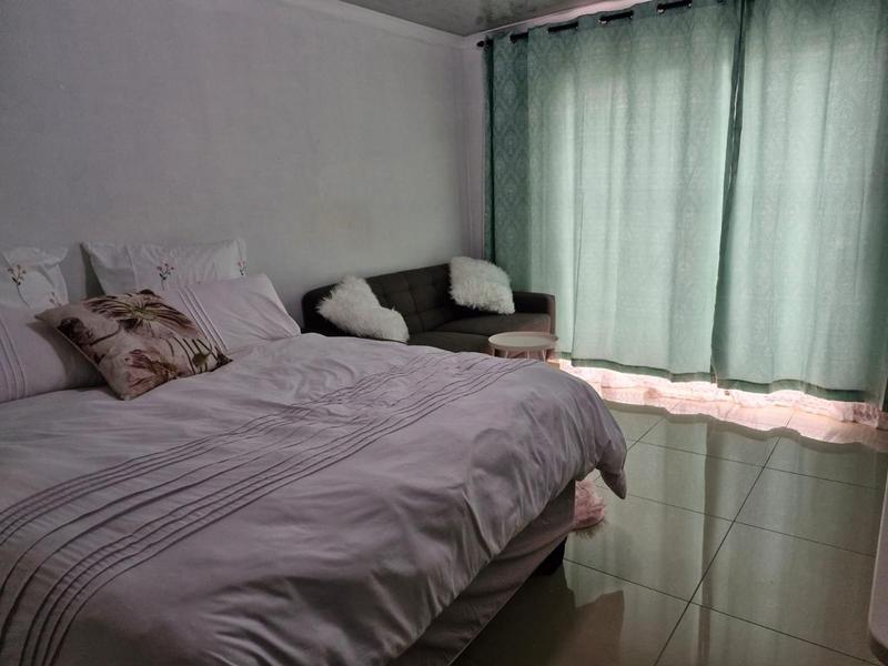 1 Bedroom Property for Sale in Birdswood KwaZulu-Natal