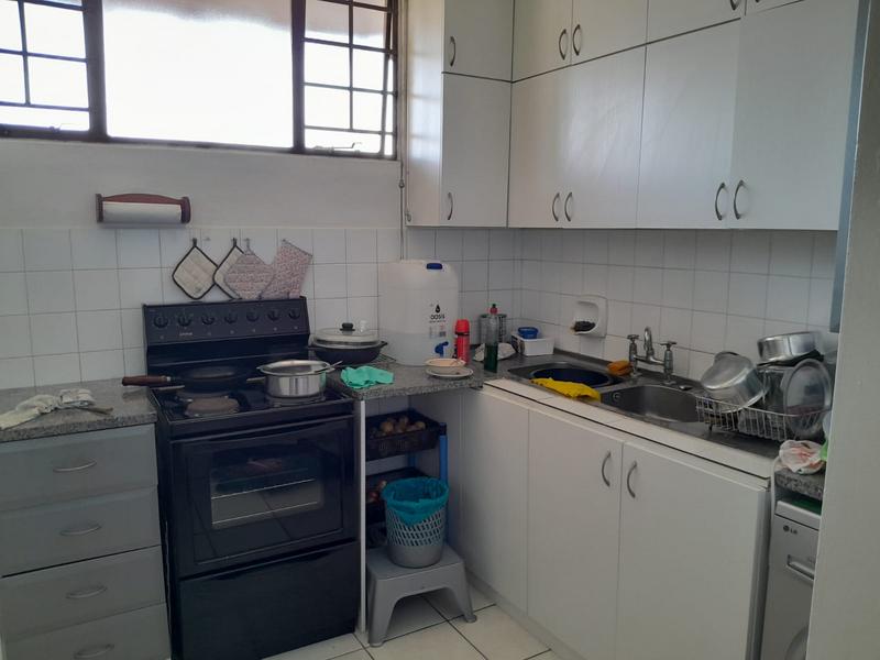 To Let 2 Bedroom Property for Rent in Windermere KwaZulu-Natal