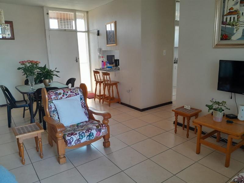 To Let 2 Bedroom Property for Rent in Windermere KwaZulu-Natal